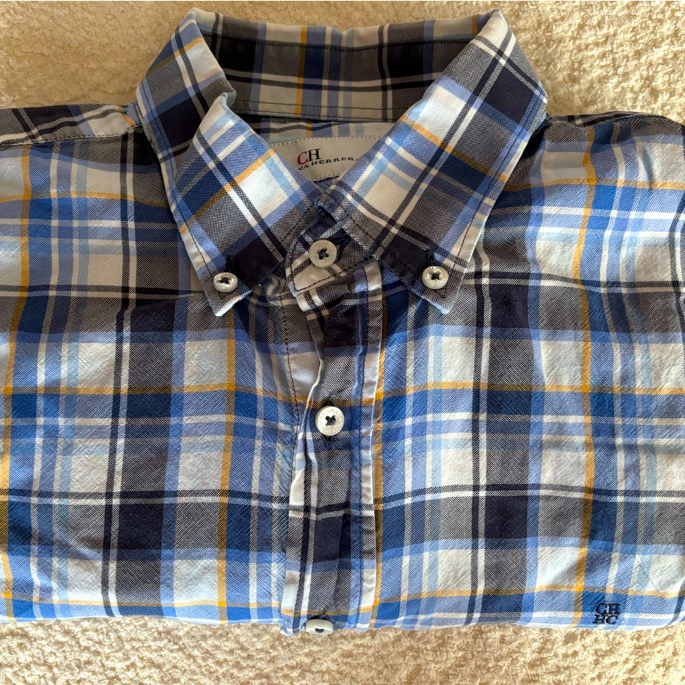 Original and amazing Carolina Herrera blue, yellow and white shirt. Size M.